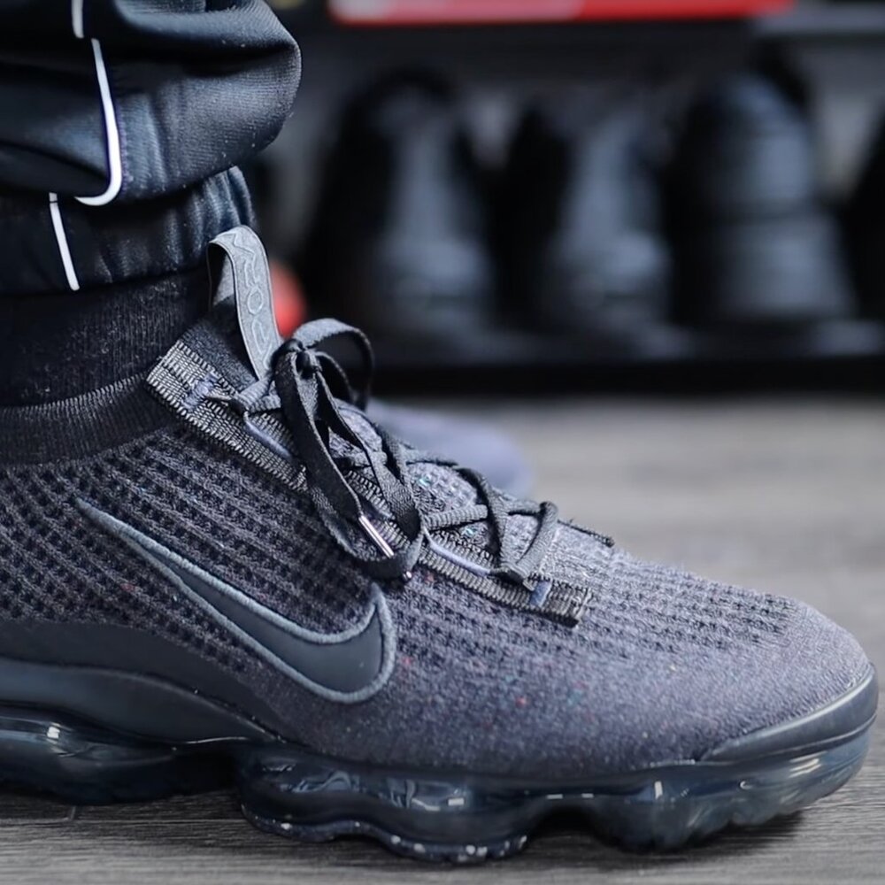Size 13 - Nike Air VaporMax 2021 Flyknit Men's Shoes